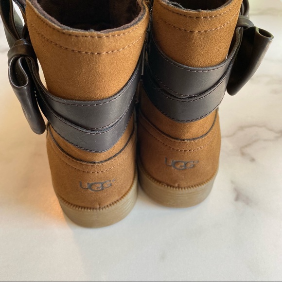 UGG Cognac Joanie Bow Faux Leather Bootie Kids Size 5 Womens Size 7 - Picture 14 of 16